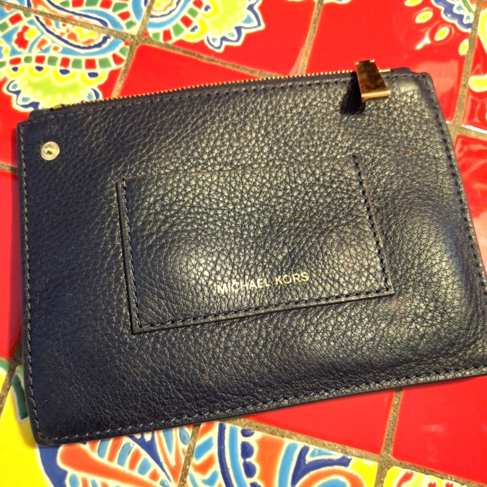 Michael Kors Black Leather Zipper Pouch 7 3/8" X 5 1/2" Excellent Felt Line Pre-